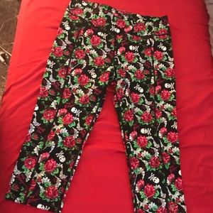 BETSEY JOHNSON LEGGING ROSES SKULLS